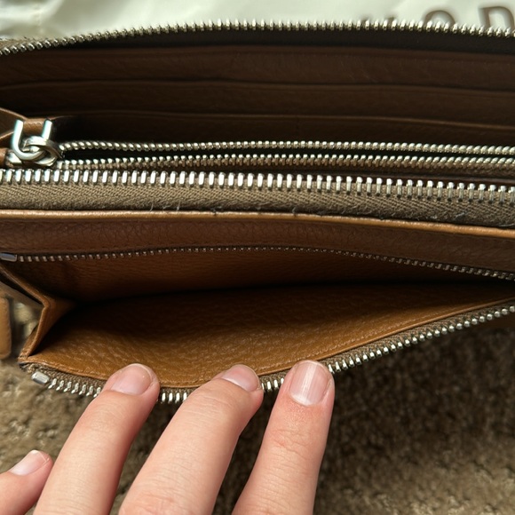 Prada Brown Leather Large Wallet! 🤎 💳 - Picture 11 of 11